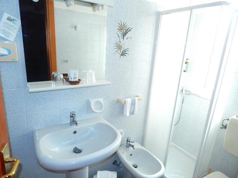 Hotel Torre Antica Loano Zewnętrze zdjęcie