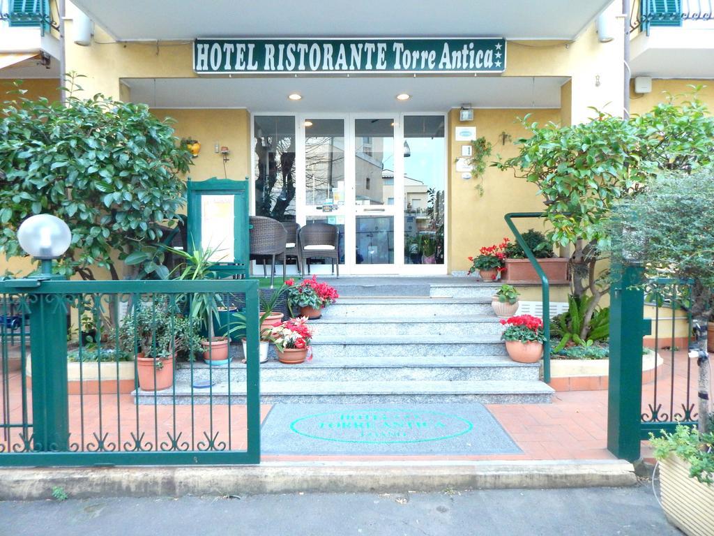 Hotel Torre Antica Loano Zewnętrze zdjęcie